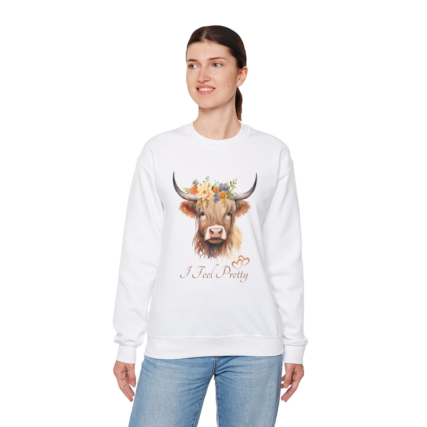 "I Feel Pretty" Highland Cow - Heavy Blend™ Crewneck Sweatshirt